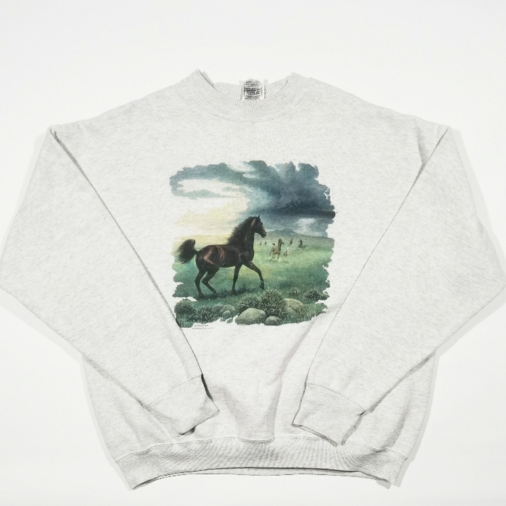 ✔ SOLD ✔VTG Horse Wildlife Crewneck Pullover